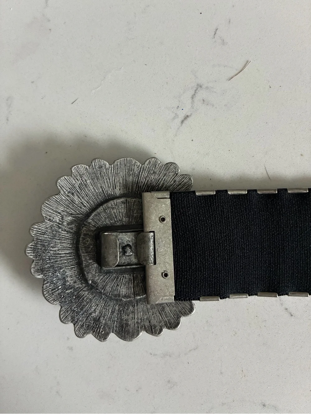Vintage-Inspired Black Cameo Stretch Belt with Silver Filigree